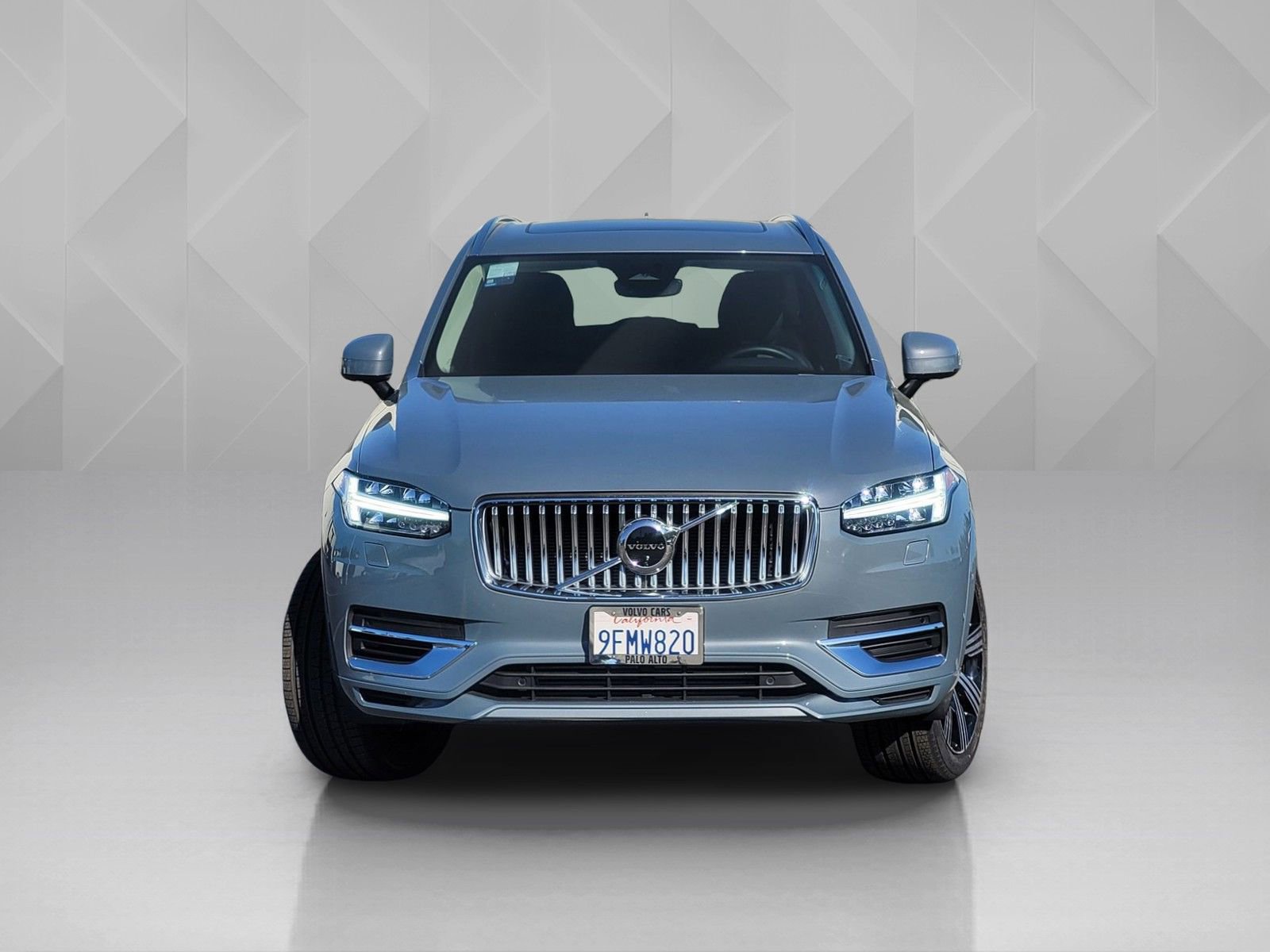 Certified 2023 Volvo XC90 T8 Plus w/ Protection Package Premier image 2