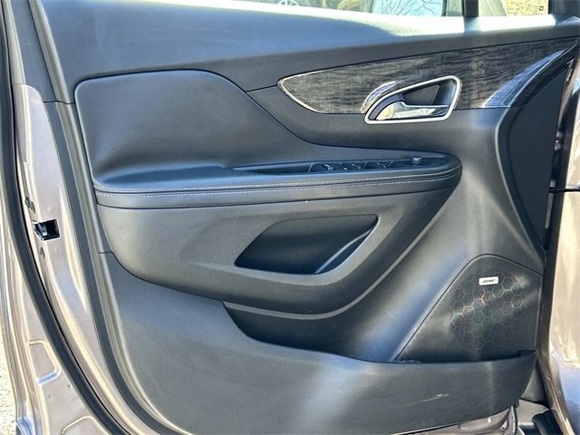 Used 2014 Buick Encore Premium image 17