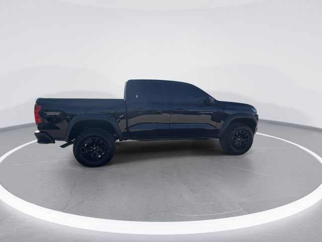 Used 2025 Chevrolet Colorado Trail Boss image 9