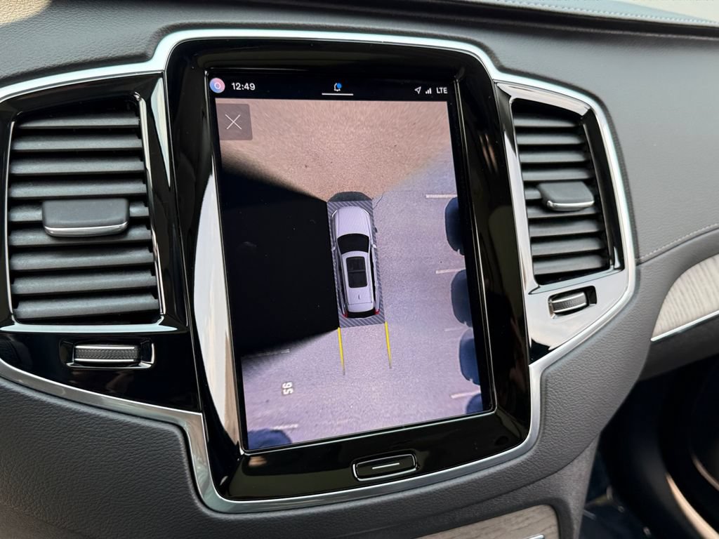 Certified 2023 Volvo XC90 B6 Ultimate w/ Protection Package AWD/4WD image 38