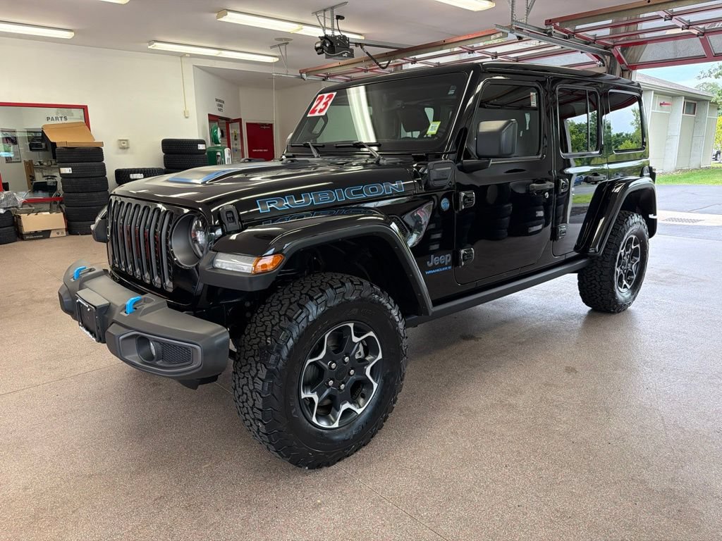Used 2023 Jeep Wrangler Unlimited Rubicon 4xe w/ Cold Weather Group AWD/4WD image 3