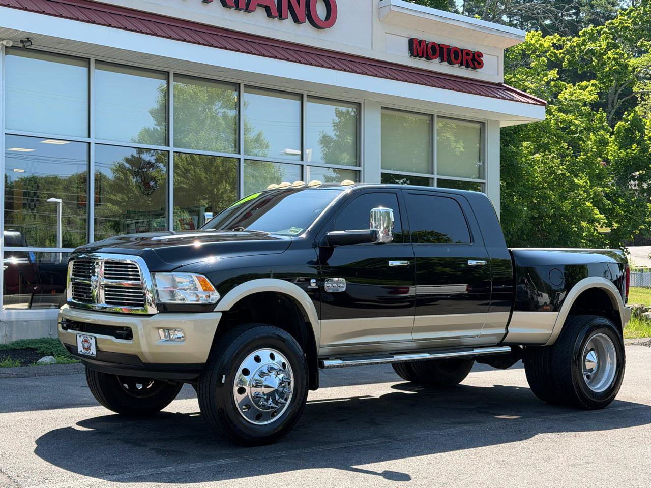 Used 2012 RAM 3500 Laramie Longhorn w/ Max Tow Pkg AWD/4WD image 2