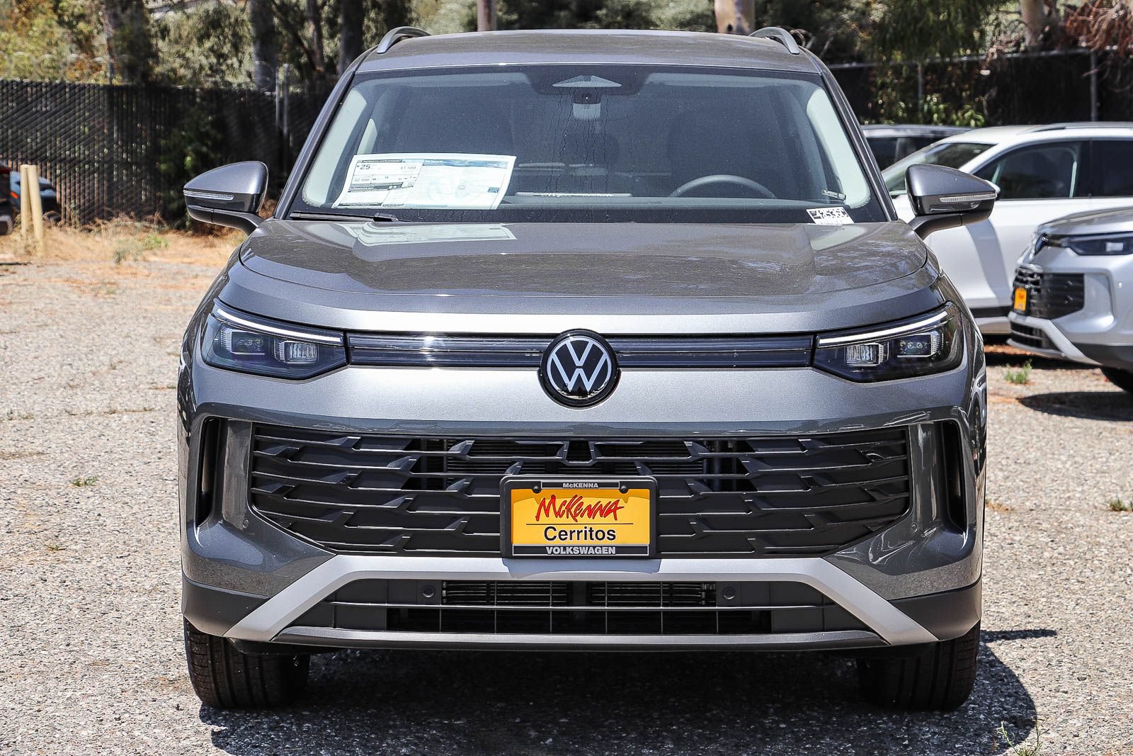 New 2026 Volkswagen Tiguan SE AWD/4WD image 2