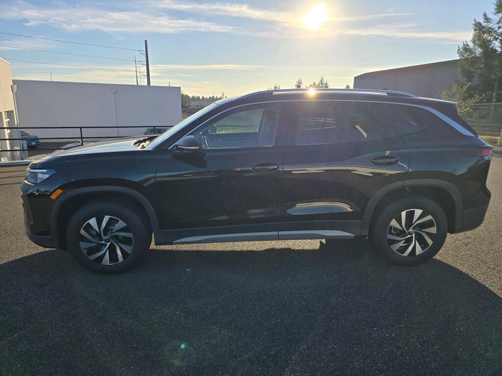 New 2026 Volkswagen Tiguan S AWD/4WD image 7