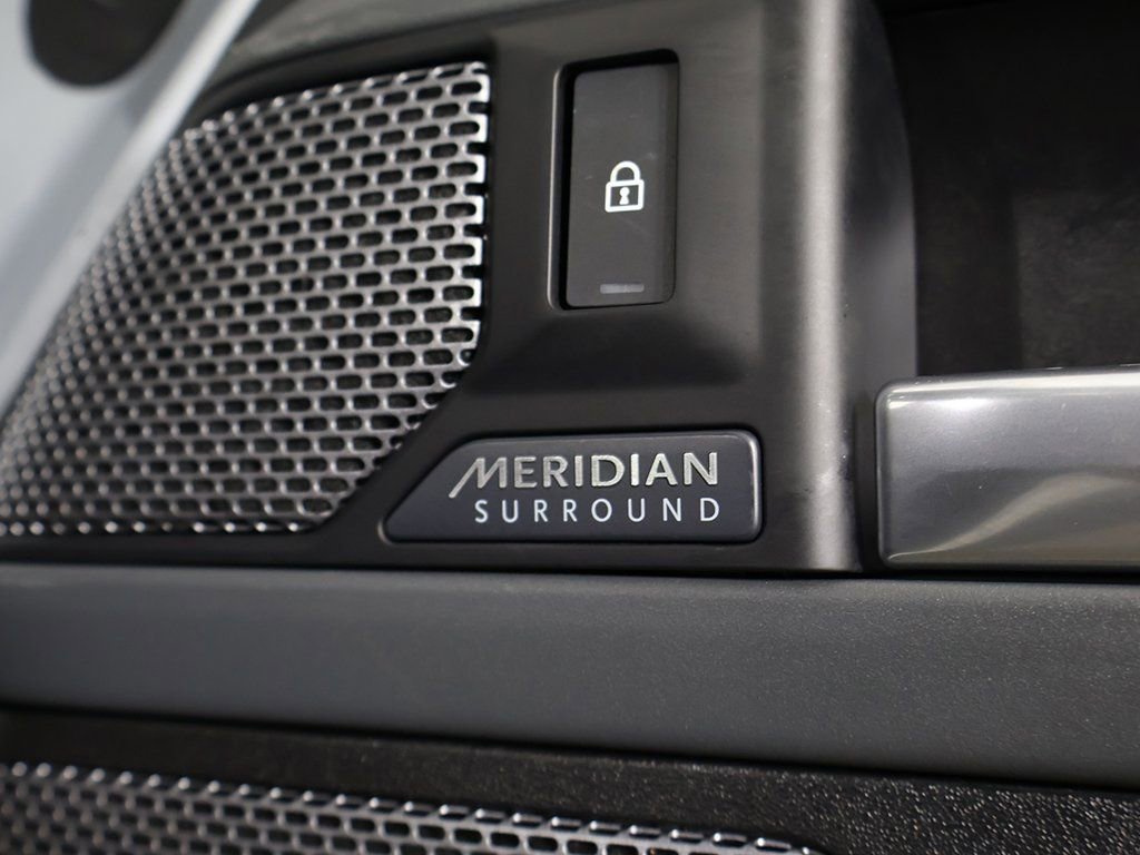 Used 2020 Land Rover Defender 110 X image 65