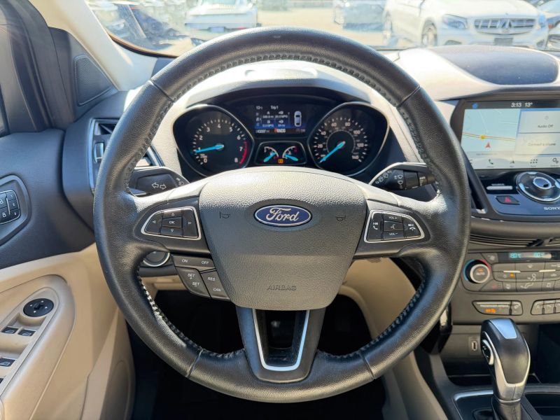 Used 2019 Ford Escape Titanium w/ U9j03 - Titanium Tow Package image 19