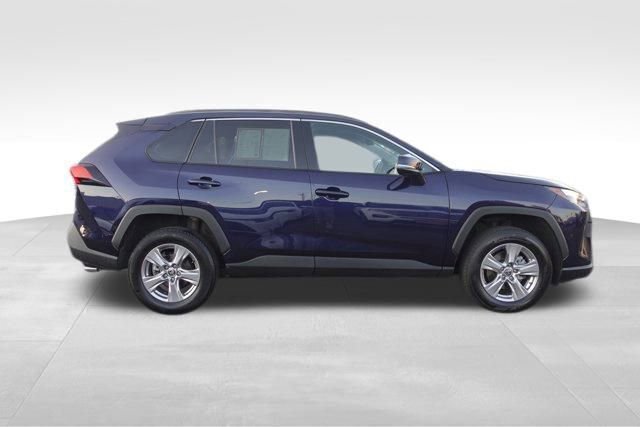 Used 2024 Toyota RAV4 XLE video 2