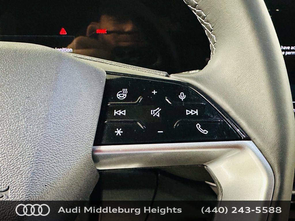 Certified 2025 Audi Q5 Premium w/ Convenience Package image 18