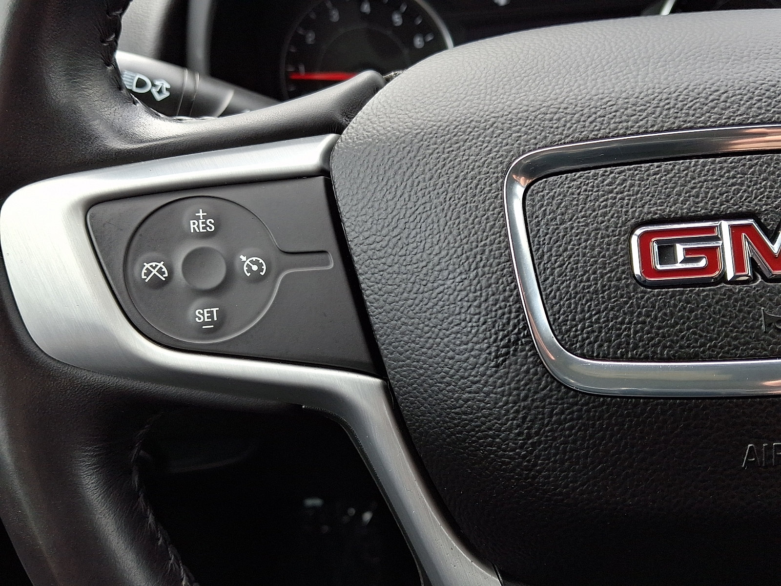 Used 2019 GMC Terrain SLE w/ Driver Convenience Package AWD/4WD image 22