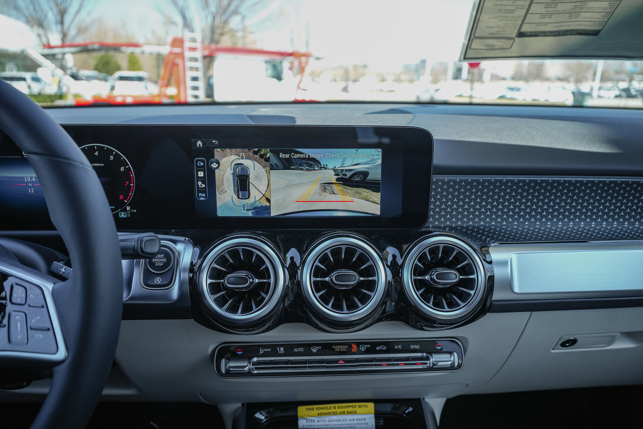 New 2026 Mercedes-Benz GLB 250 4MATIC image 16