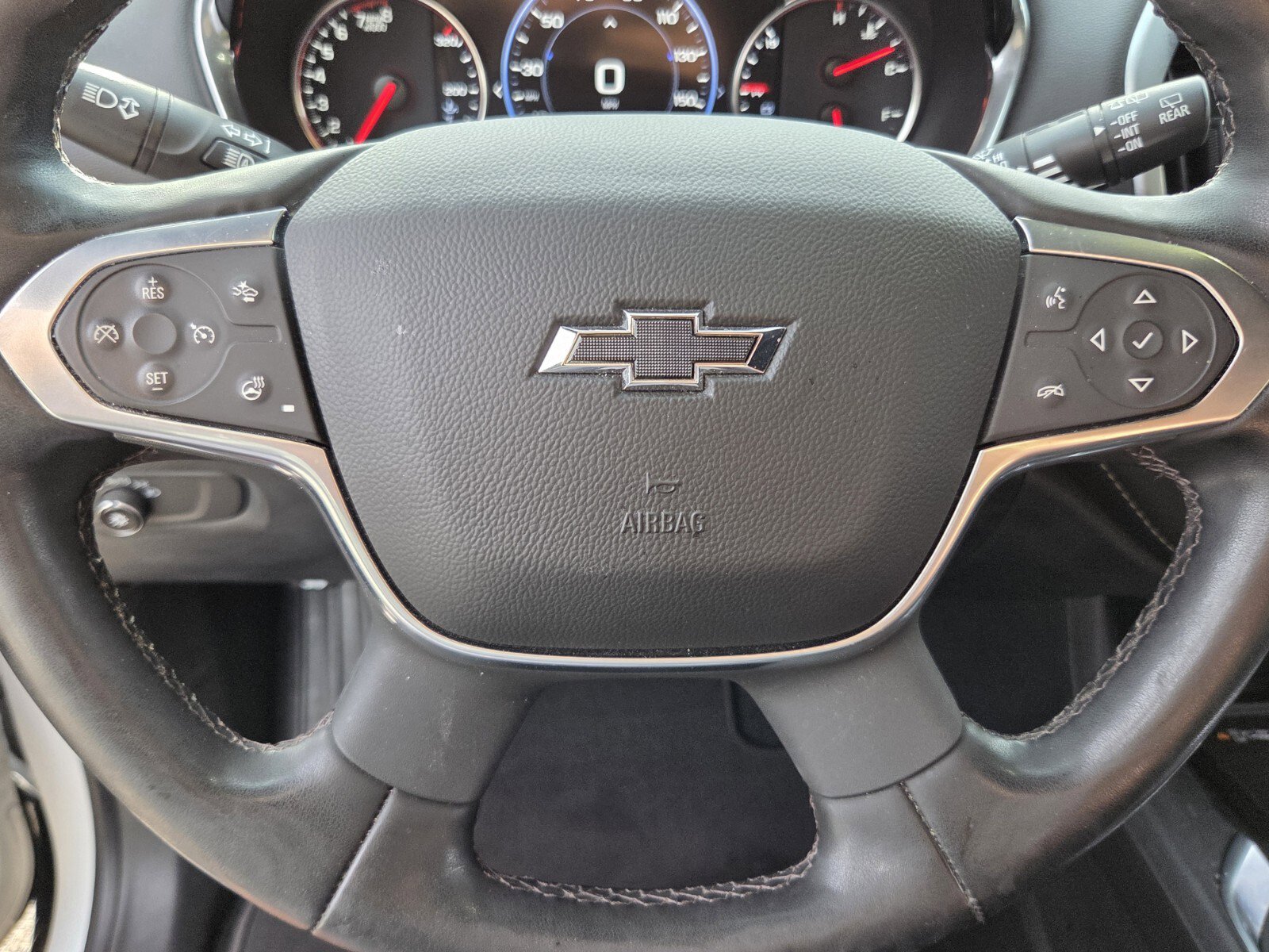 Certified 2023 Chevrolet Traverse Premier w/ Redline Edition FWD image 32