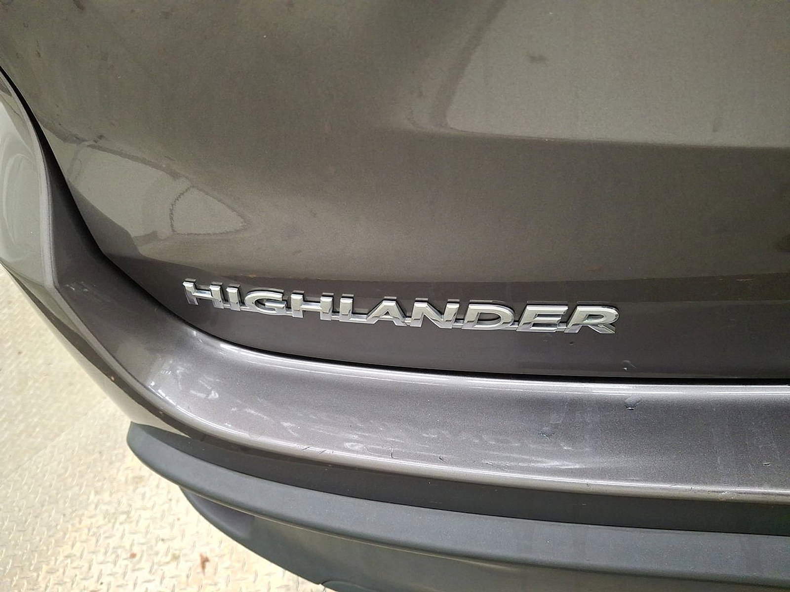 Certified 2019 Toyota Highlander SE image 24