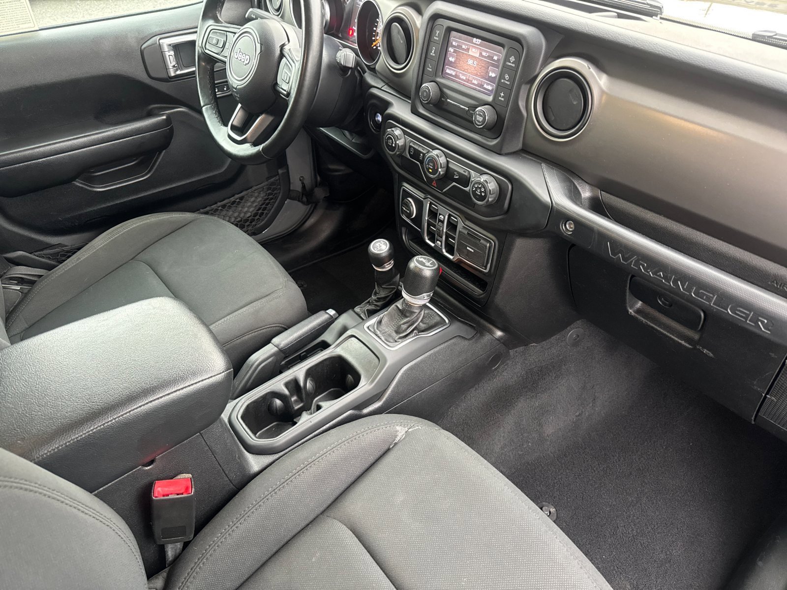 Used 2020 Jeep Wrangler Unlimited Sport S image 15