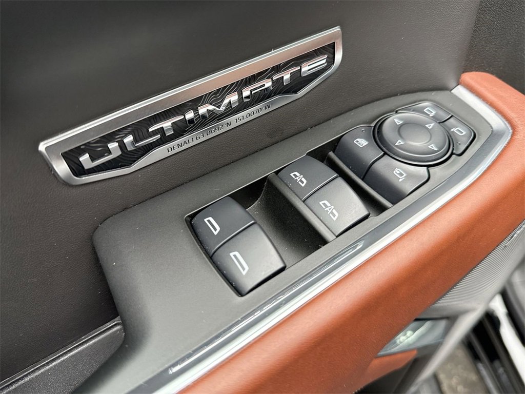 Used 2024 GMC Sierra 1500 Denali Ultimate image 13
