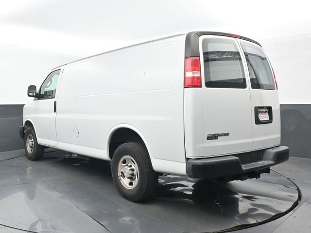 Used 2020 Chevrolet Express 2500 w/ Driver Convenience Package image 3