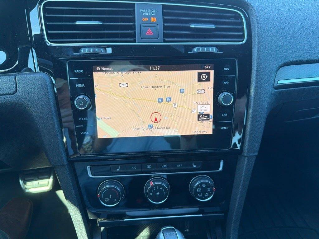 Used 2019 Volkswagen GTI SE FWD image 13