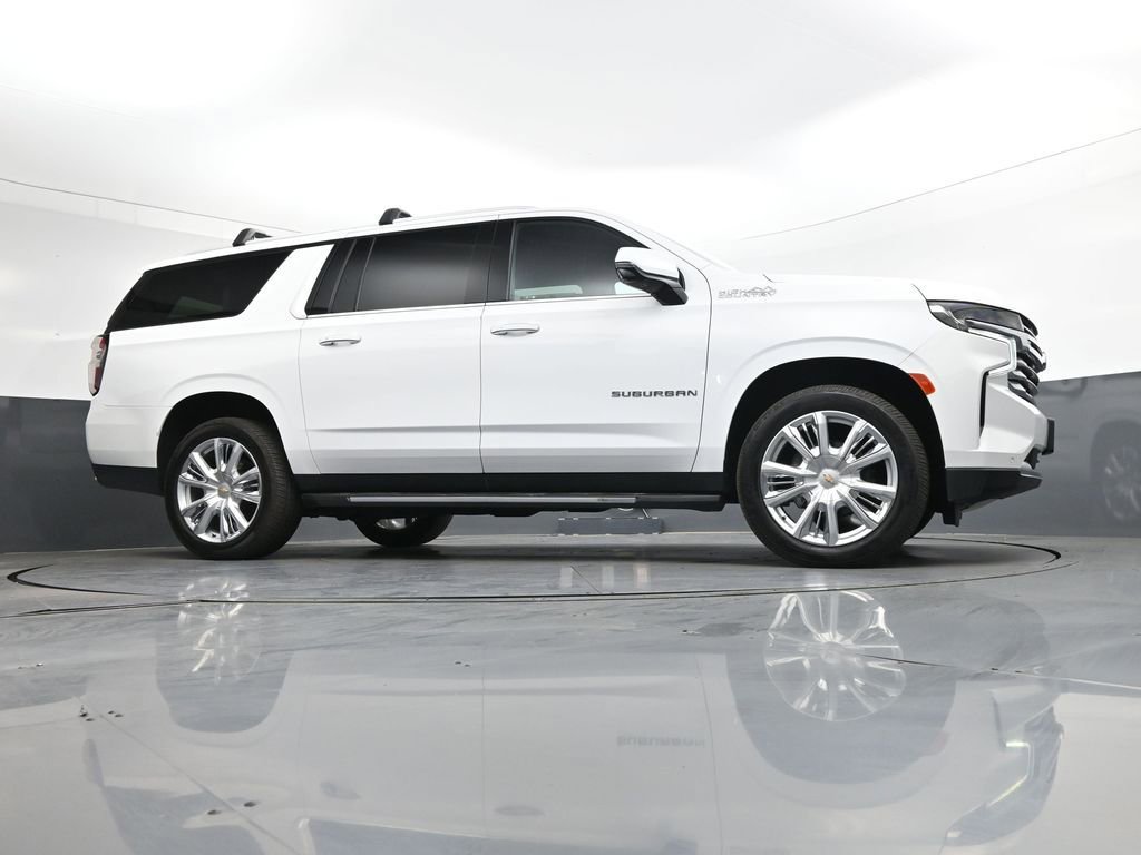 Used 2021 Chevrolet Suburban High Country image 39