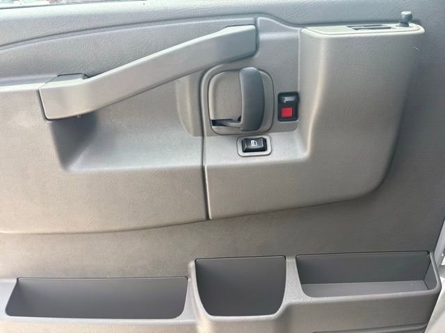 Used 2023 Chevrolet Express 3500 LS RWD image 14