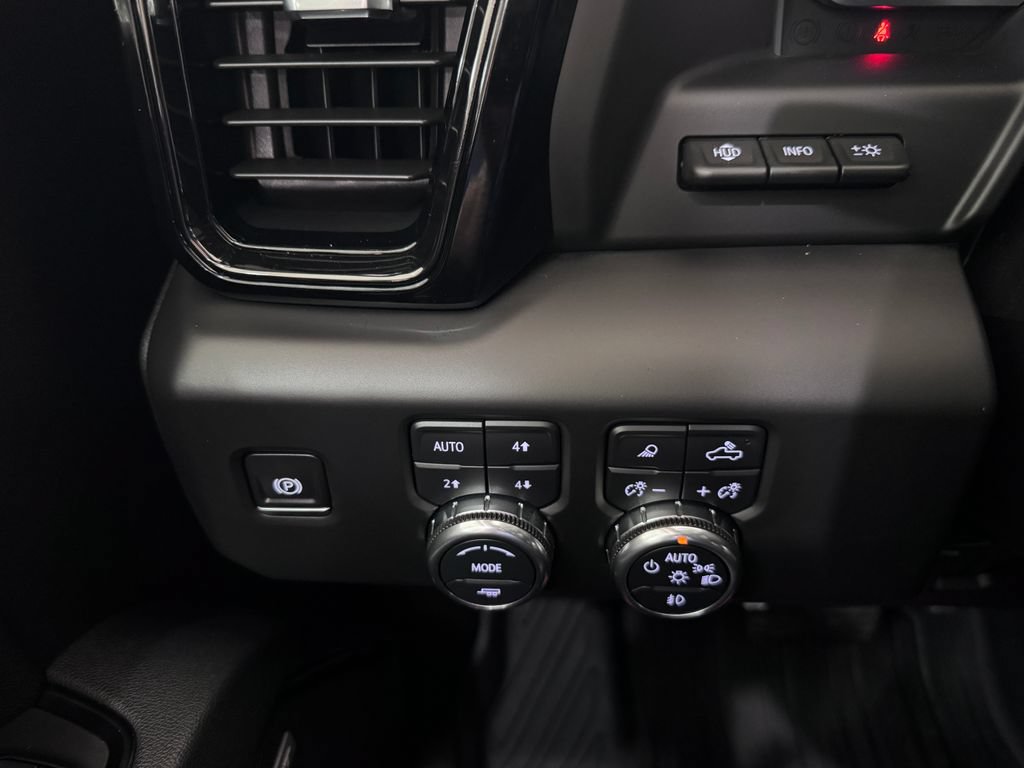 Certified 2025 GMC Sierra 2500 AT4 w/ AT4 Premium Plus Package AWD/4WD image 26