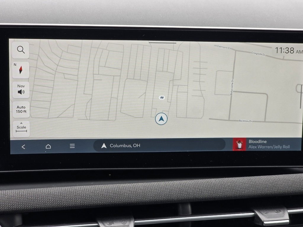 Certified 2025 Hyundai Tucson Limited image 33