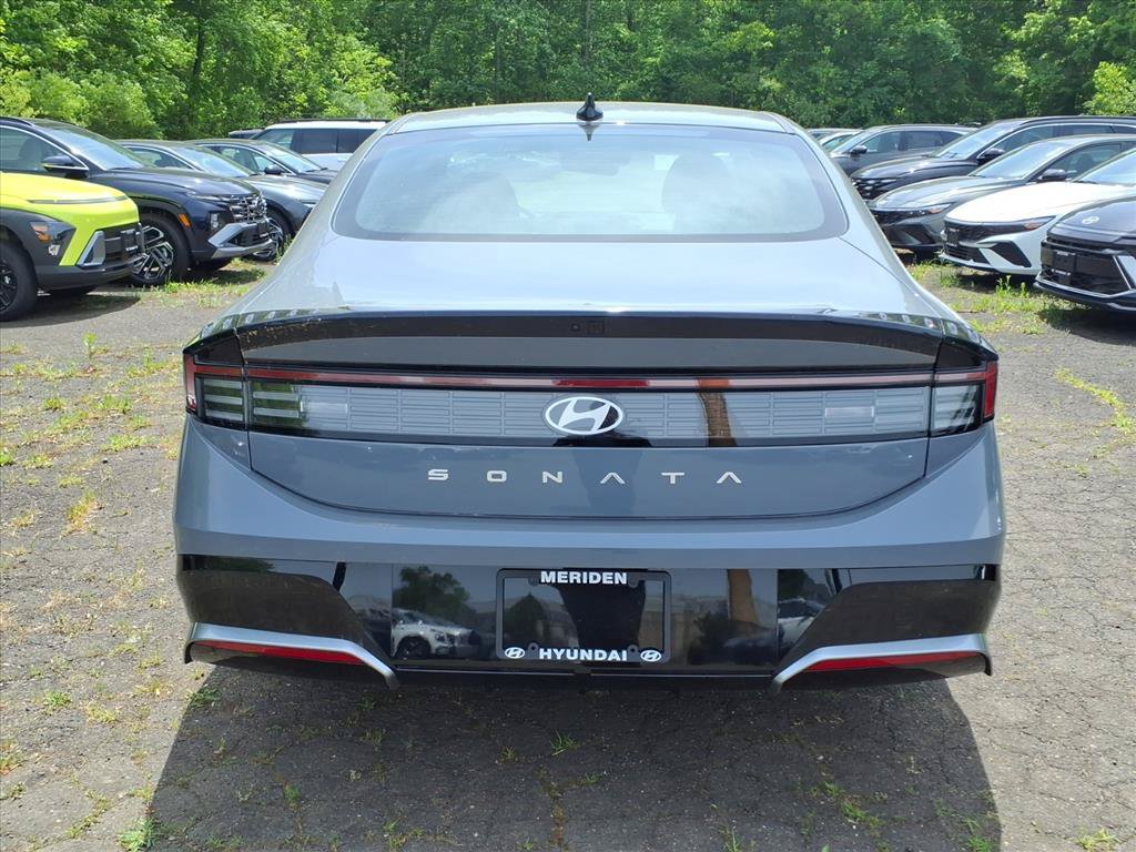 New 2026 Hyundai Sonata SEL FWD image 5