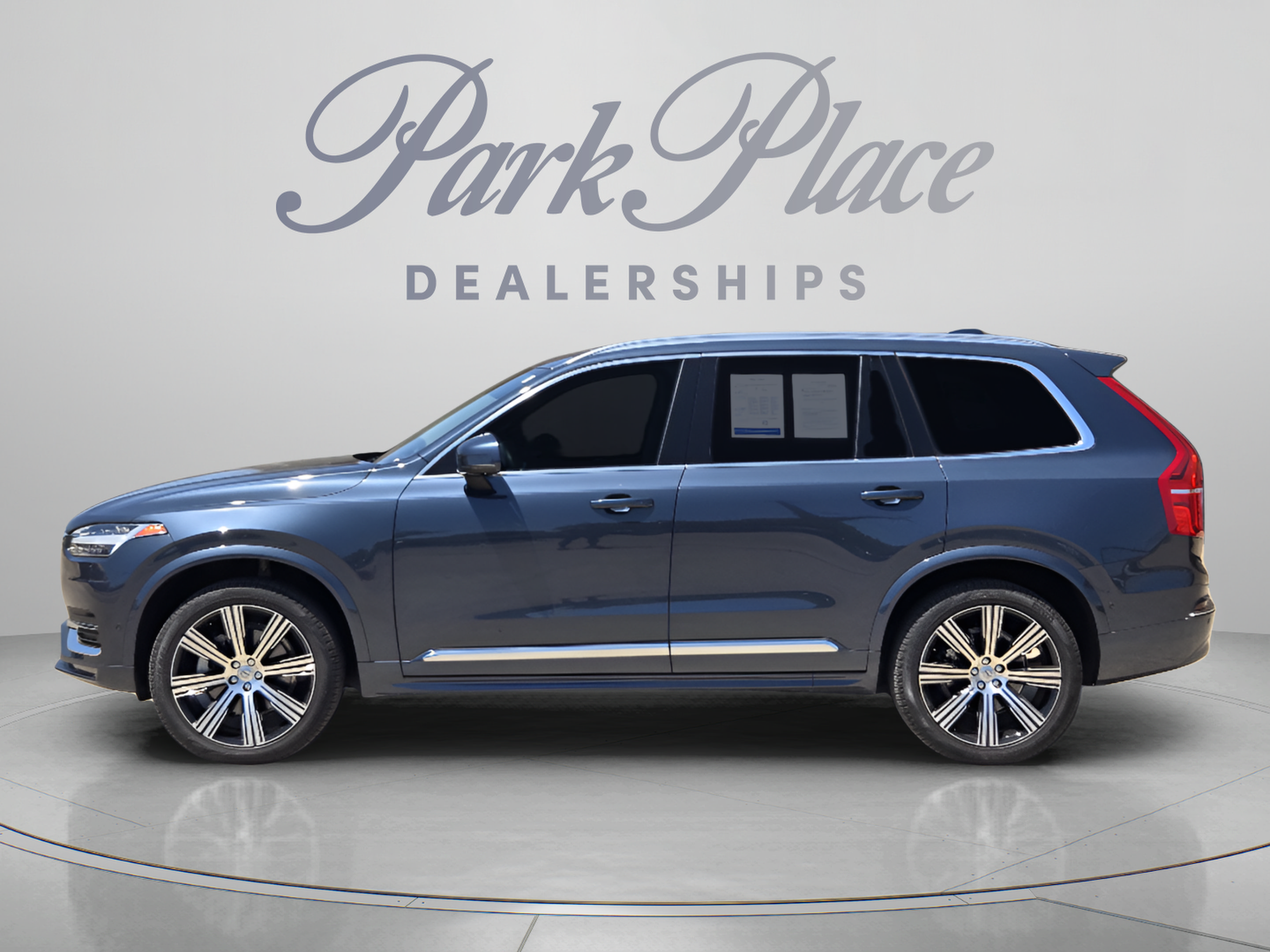 Used 2024 Volvo XC90 B6 Plus w/ Protection Package Premier AWD/4WD image 2