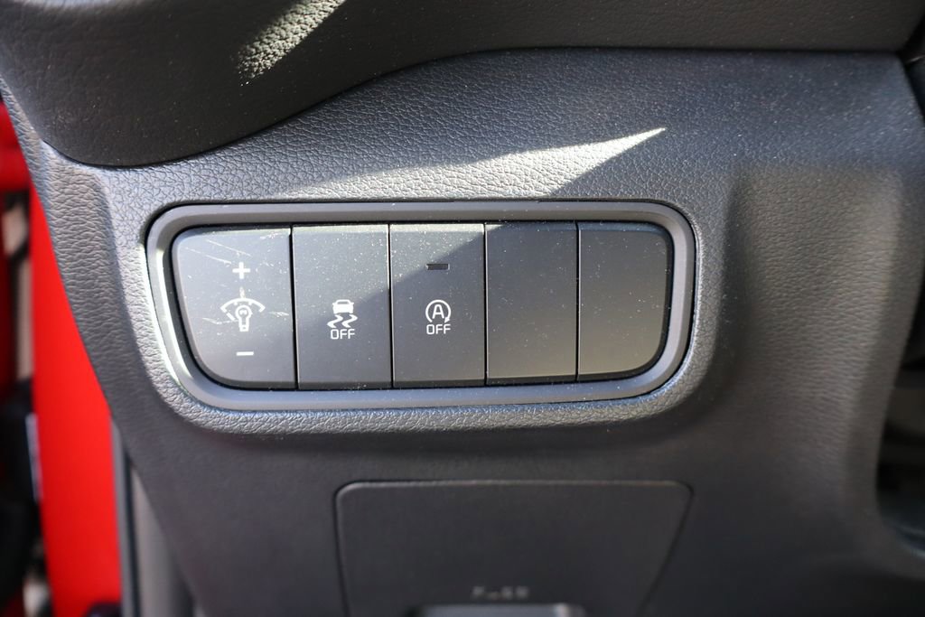 Used 2025 Kia Soul LX w/ Option Group 015 image 12