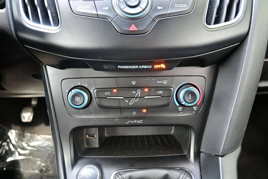 Used 2015 Ford Focus ST FWD image 36