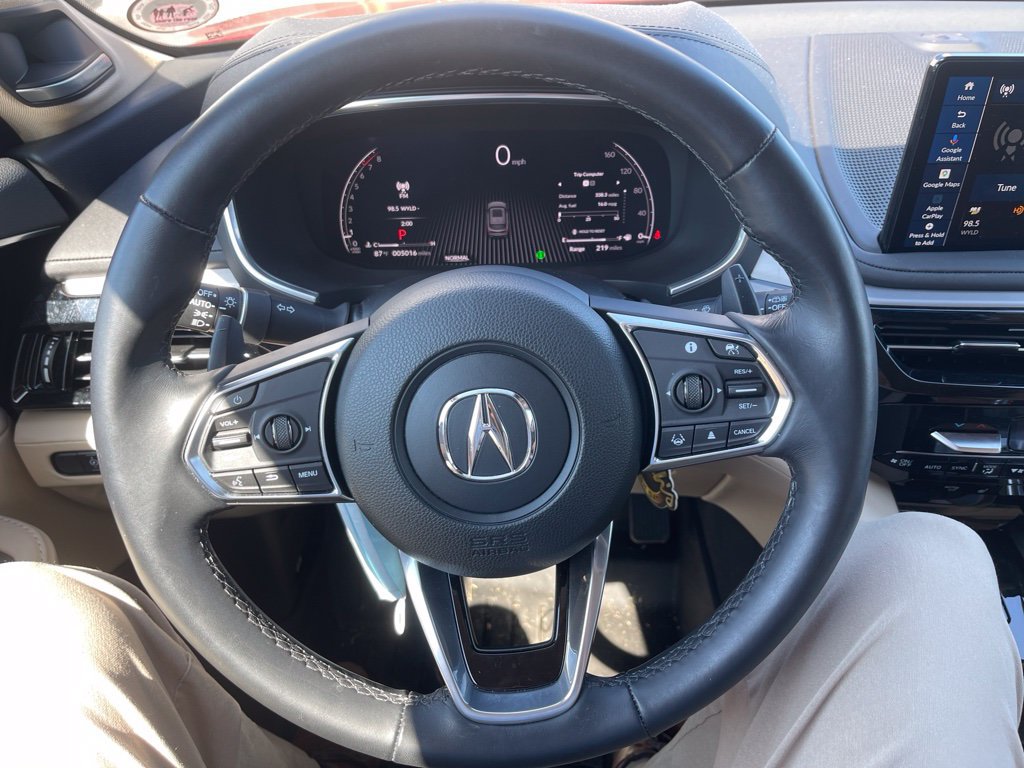 Certified 2025 Acura MDX w/ Technology Package AWD/4WD image 8