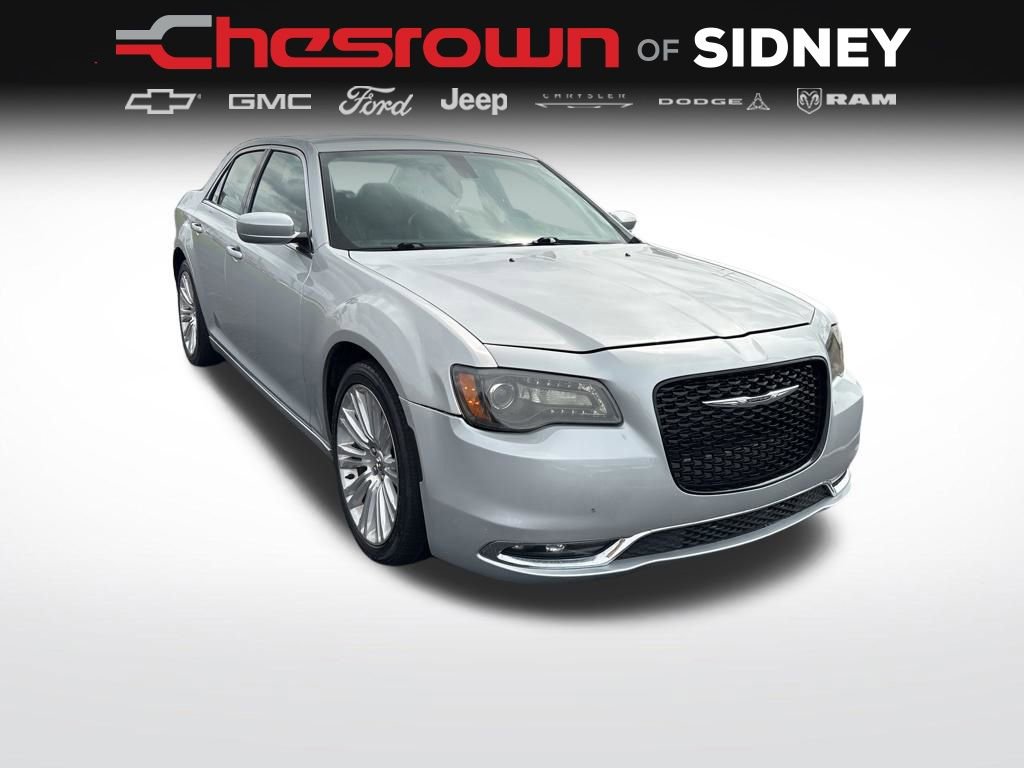 Used 2019 Chrysler 300 Touring L w/ Quick Order Package 22F image 7