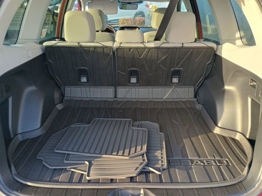 Used 2018 Subaru Forester 2.5i Premium w/ All-Weather Package image 18