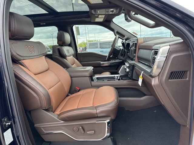 New 2025 Ford F250 King Ranch w/ Chrome Package image 24