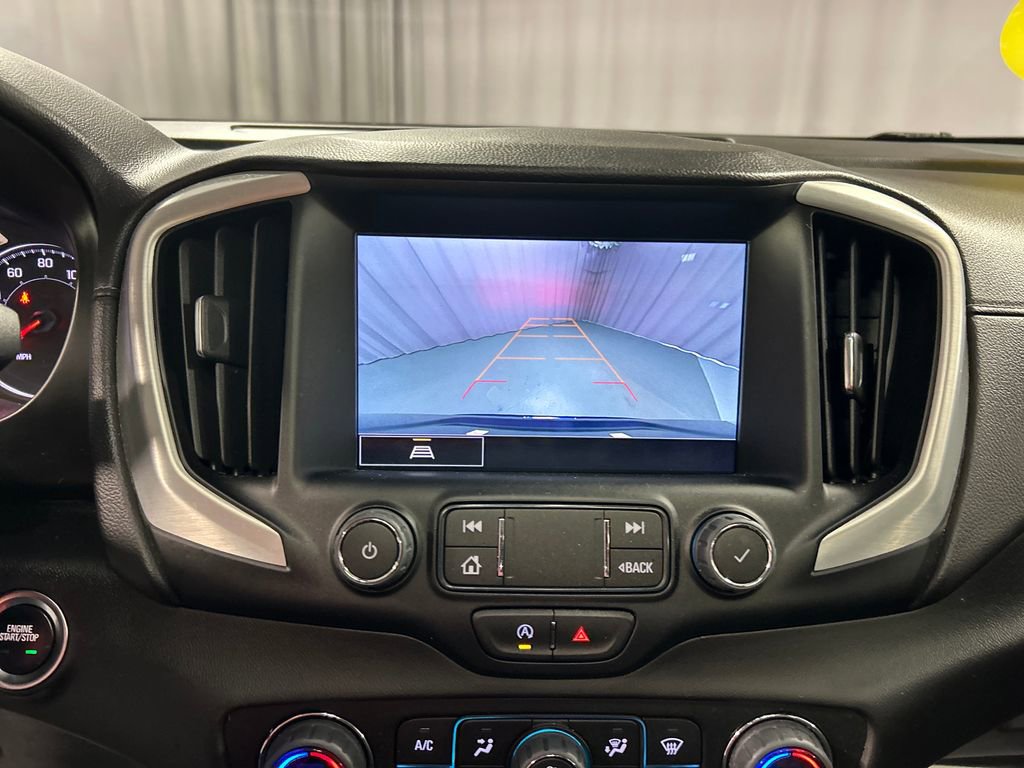 Used 2022 GMC Terrain SLT w/ Elevation Edition image 18