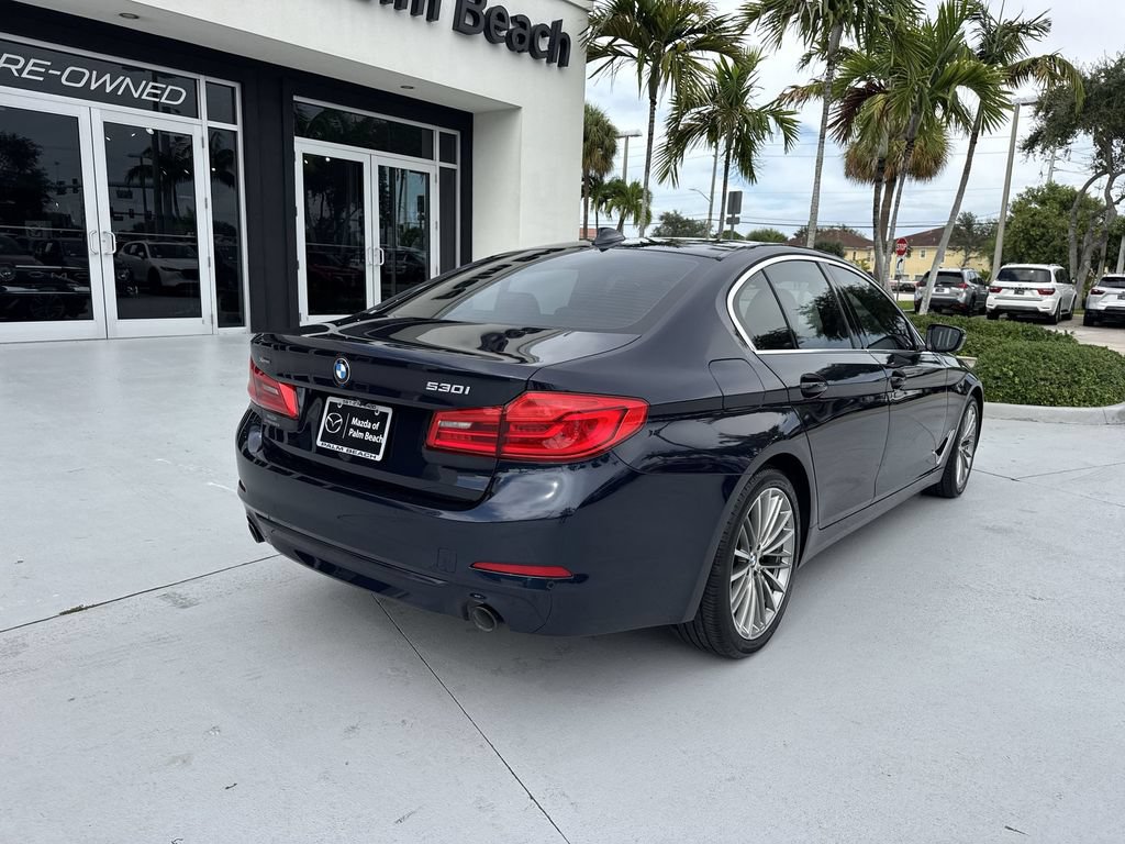 Used 2019 BMW 530i xDrive w/ Convenience Package AWD/4WD image 3