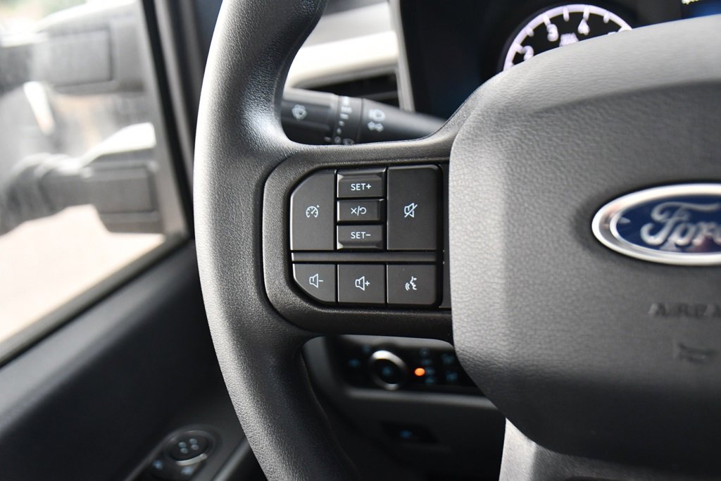 New 2026 Ford F250 4x4 Regular Cab Super Duty image 31