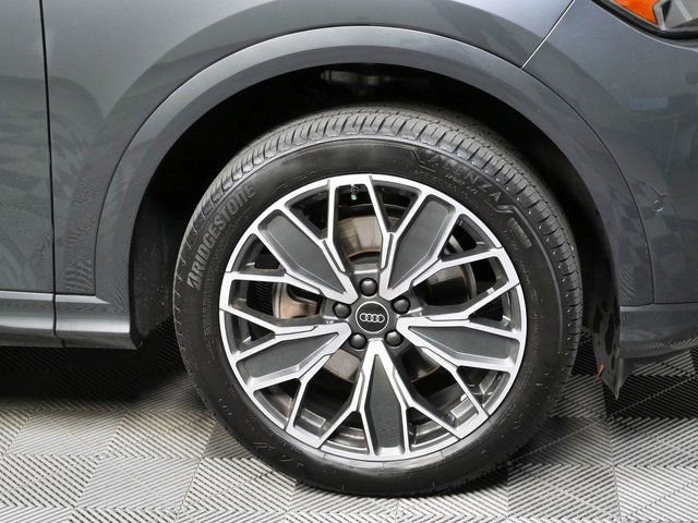 Used 2025 Audi Q5 Premium Plus w/ Premium Plus AWD/4WD image 38