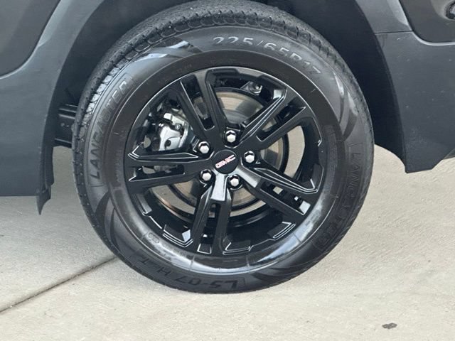 Used 2022 GMC Terrain AT4 w/ Infotainment Package II AWD/4WD image 12