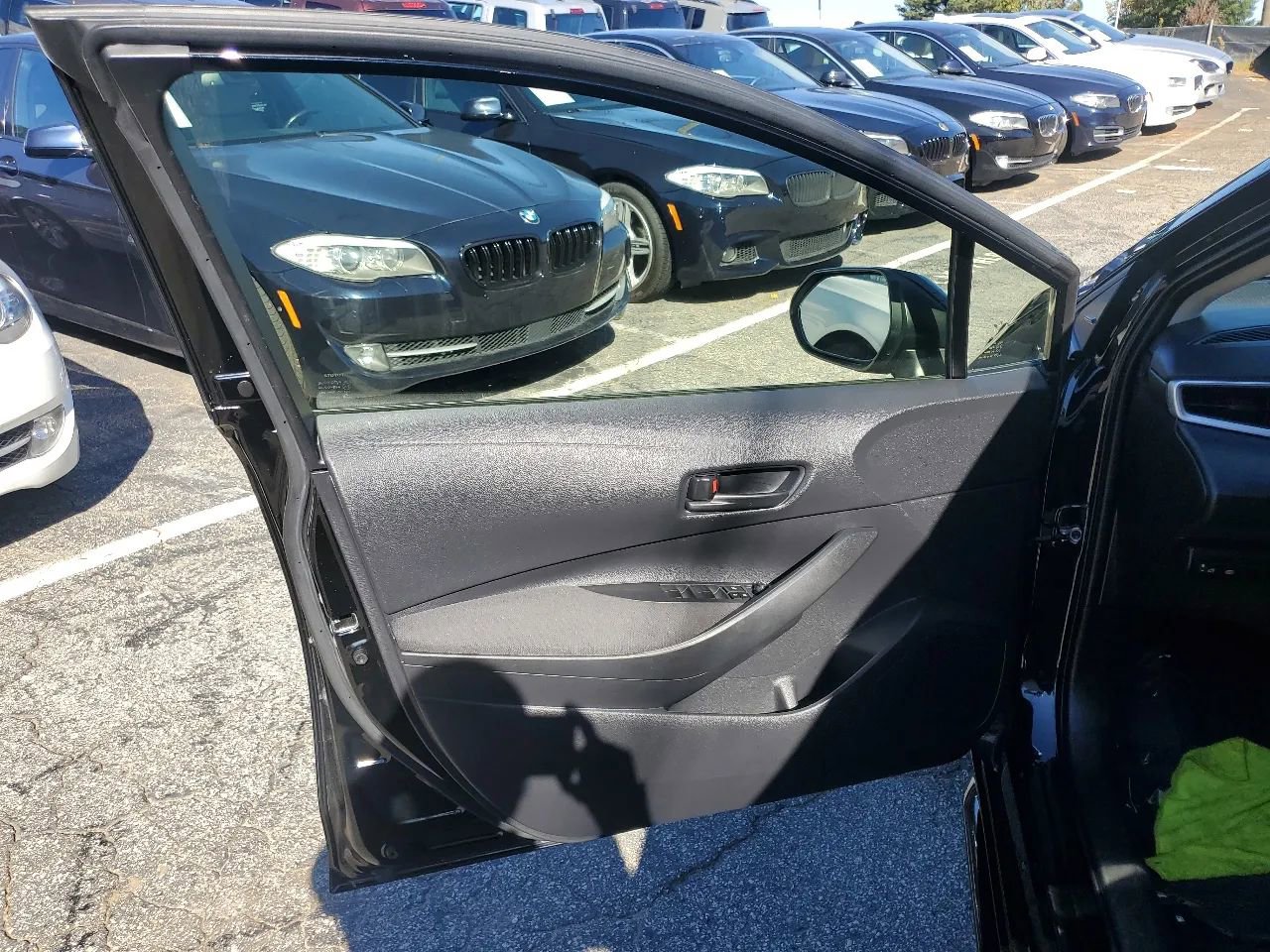 Used 2023 Toyota Corolla LE image 25