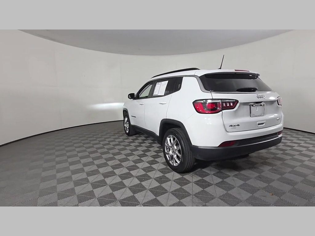 Used 2022 Jeep Compass Latitude AWD/4WD image 57