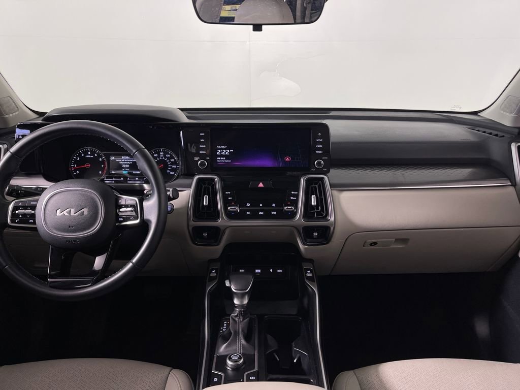 Used 2023 Kia Sorento S image 14