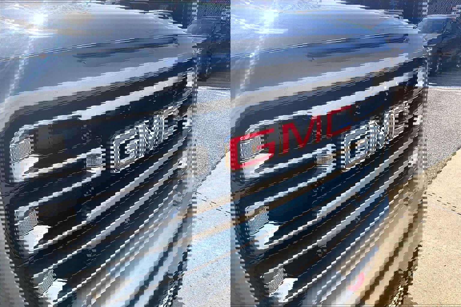 Used 2020 GMC Sierra 1500 AT4 image 34