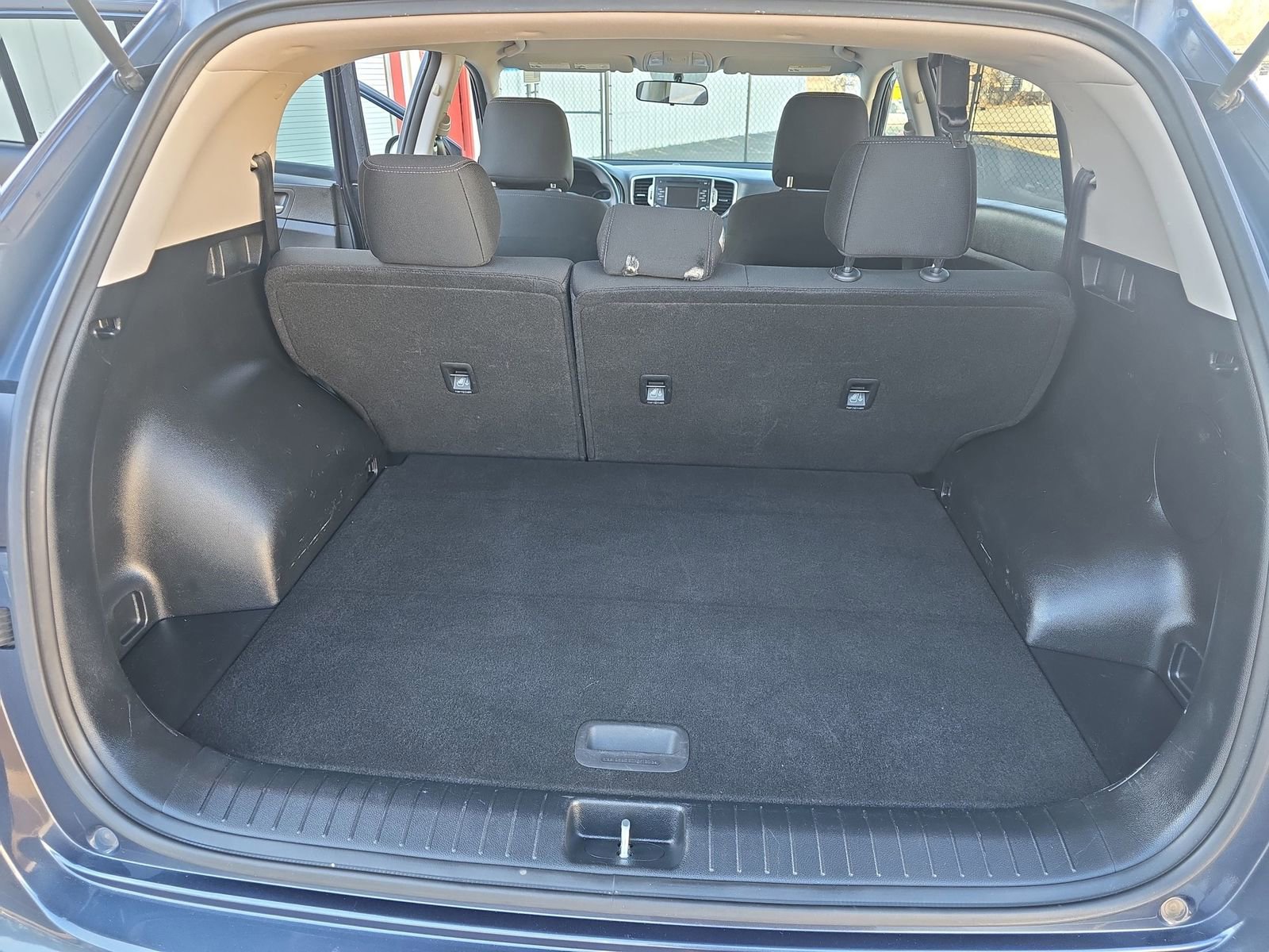 Used 2018 Kia Sportage LX image 15