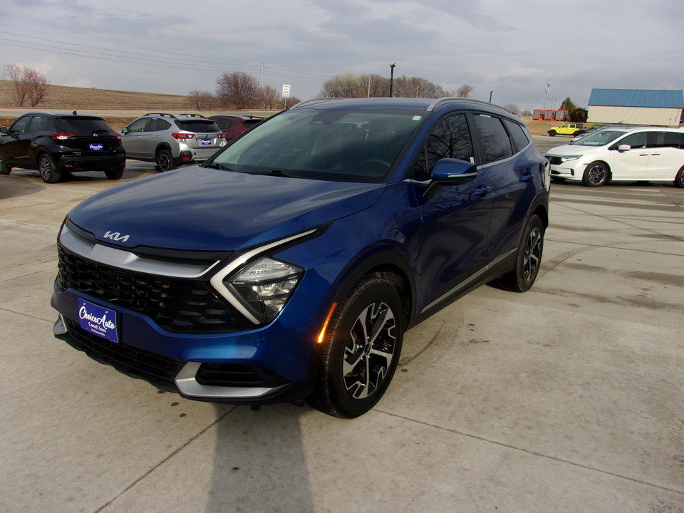 Used 2023 Kia Sportage EX AWD/4WD image 6