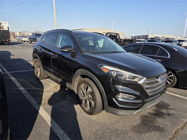 Used 2016 Hyundai Tucson Limited w/ Option Group 03 image 3