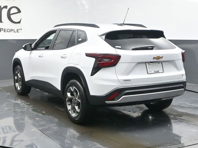 New 2026 Chevrolet Trax LT w/ Driver Confidence Package image 14