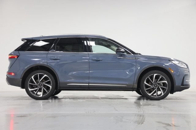 Used 2023 Lincoln Corsair Reserve w/ Equipment Group 202A AWD/4WD image 15