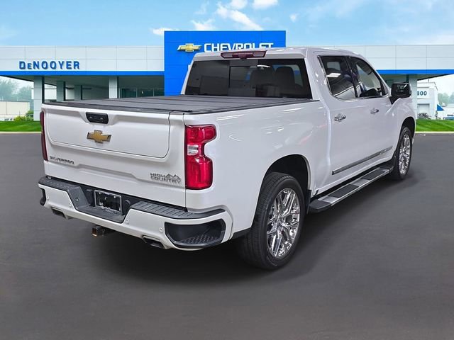Used 2024 Chevrolet Silverado 1500 High Country w/ Technology Package AWD/4WD image 10