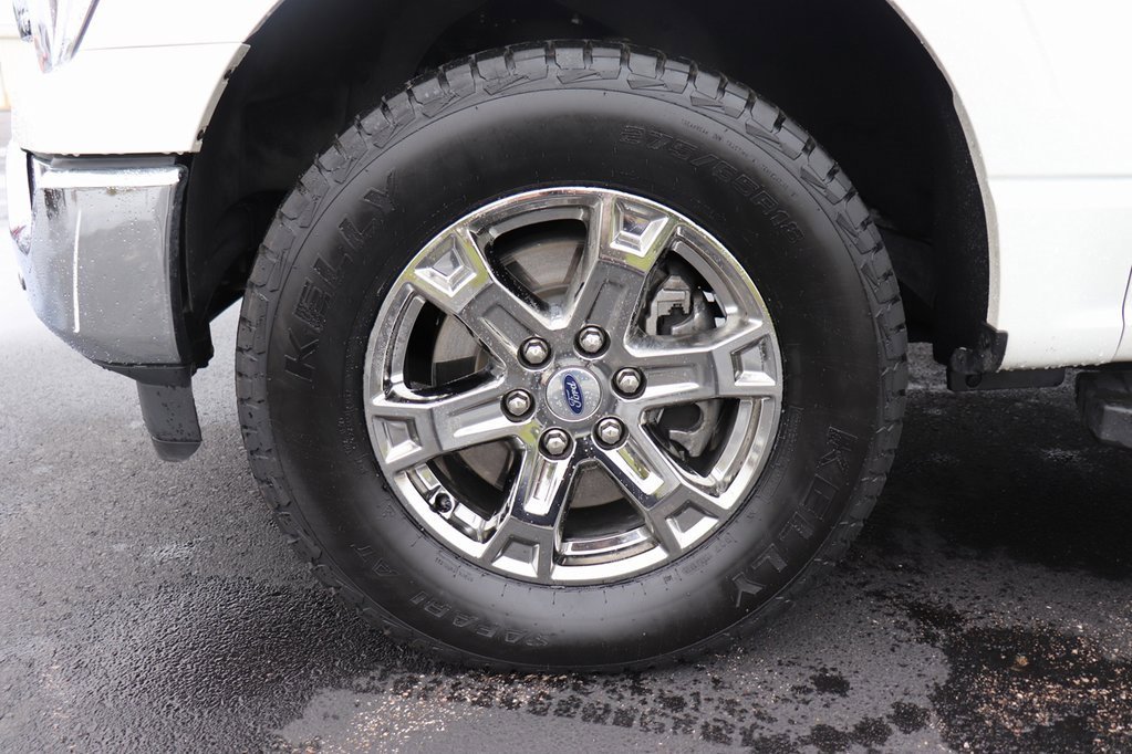 Used 2023 Ford F150 Lariat w/ Trailer Tow Package image 8