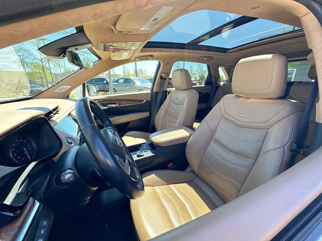 Used 2021 Cadillac XT5 Premium Luxury w/ Platinum Package image 10