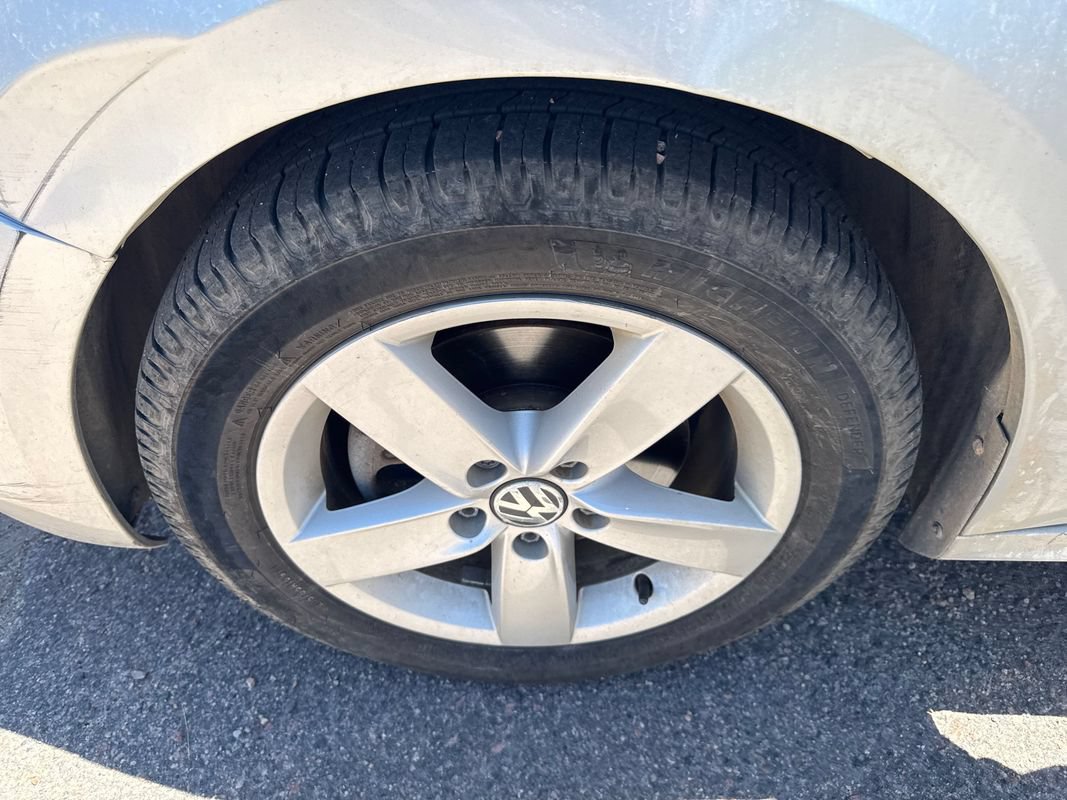 Used 2011 Volkswagen Jetta TDI FWD image 18